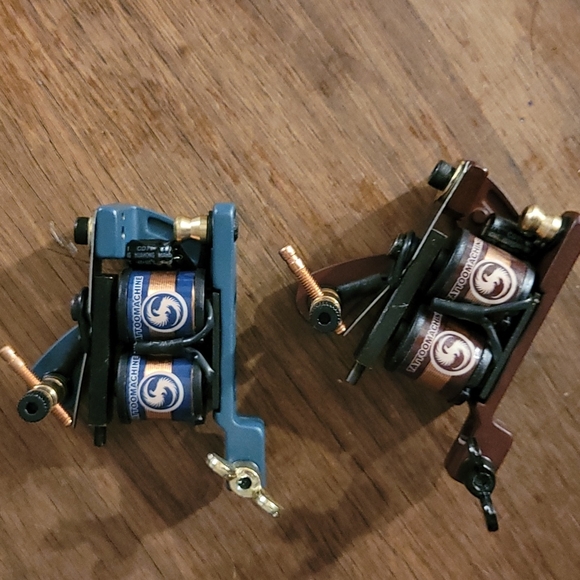 #41) Tattoo Guns - Picture 10 of 10